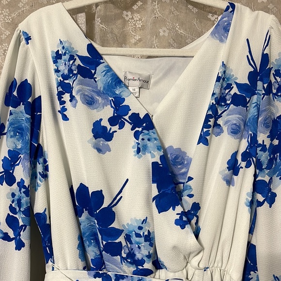 Beautiful Maxi Dress 16 - Picture 3 of 3